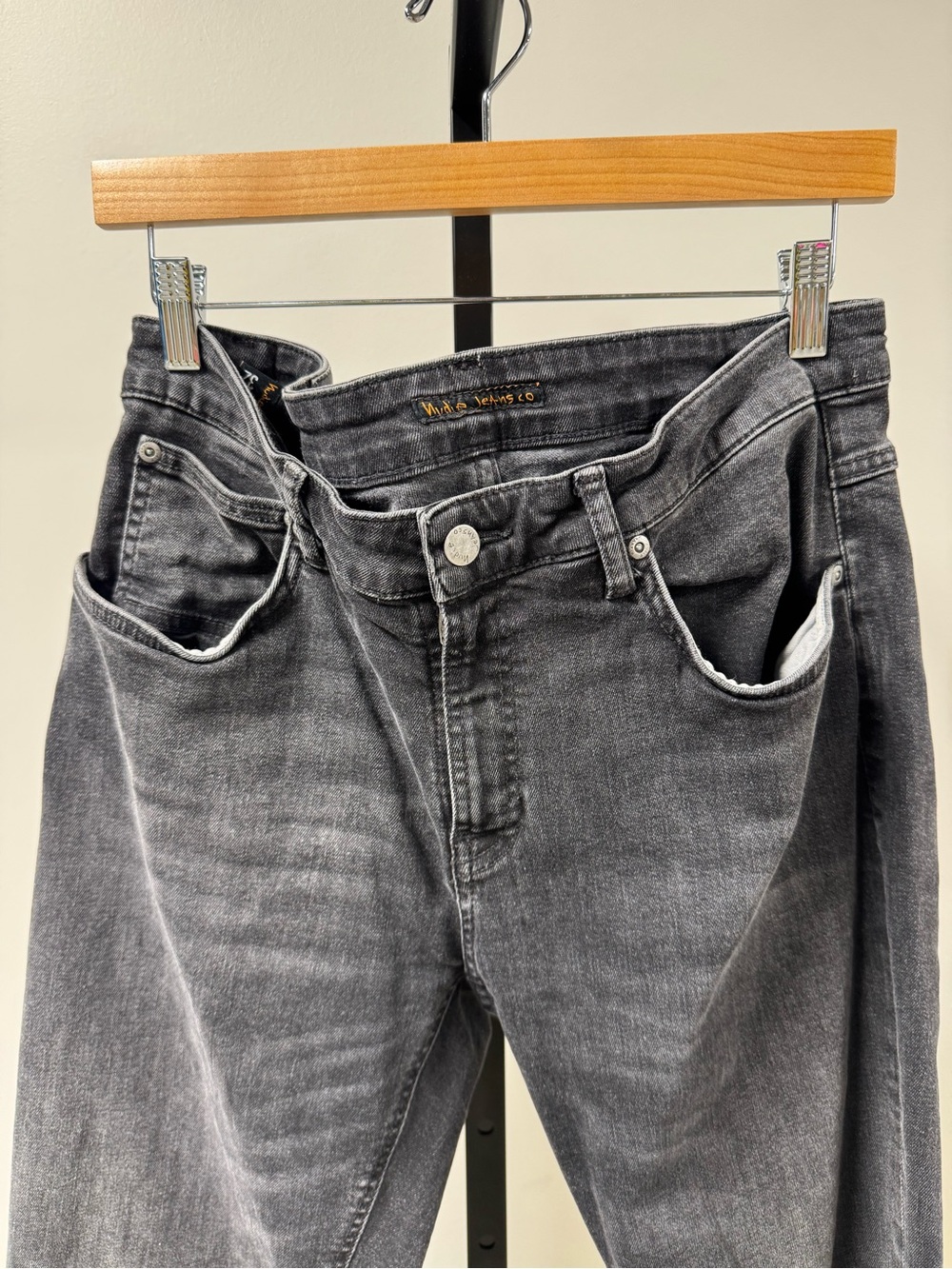 Nudie Jeans- Skinny Lin Worn Black Denim